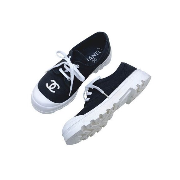 Authentic CHANEL CC Sneakers Black and White Coco Mark Bicolor Canvas Shoes 37 7 - Picture 5 of 8